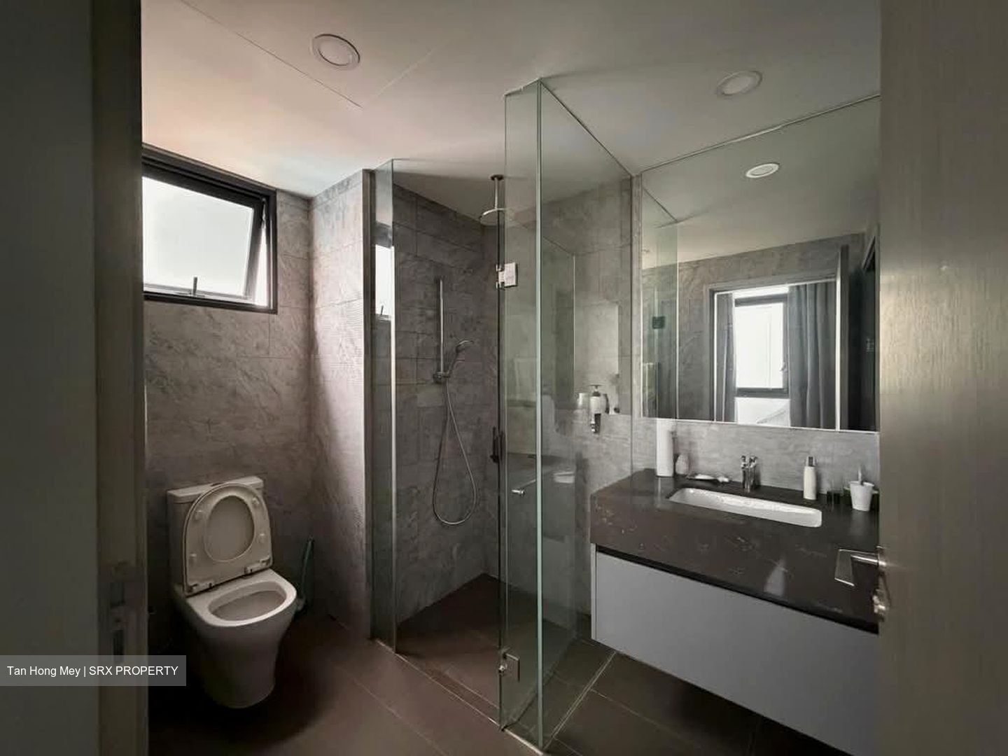 Sixteen35 Residences (D14), Apartment #583443601